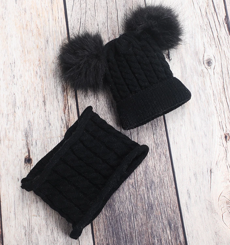 2pc Pom Pom Hat Set